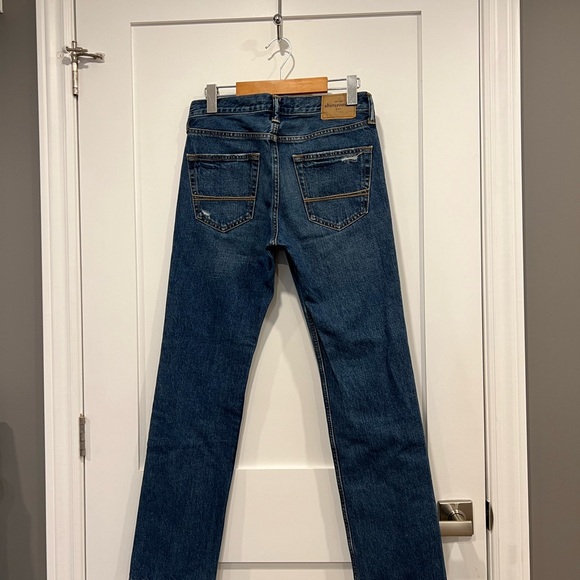 Abercrombie & Fitch Blue Skinny Jeans with Distressed Details - Picture 11 of 16